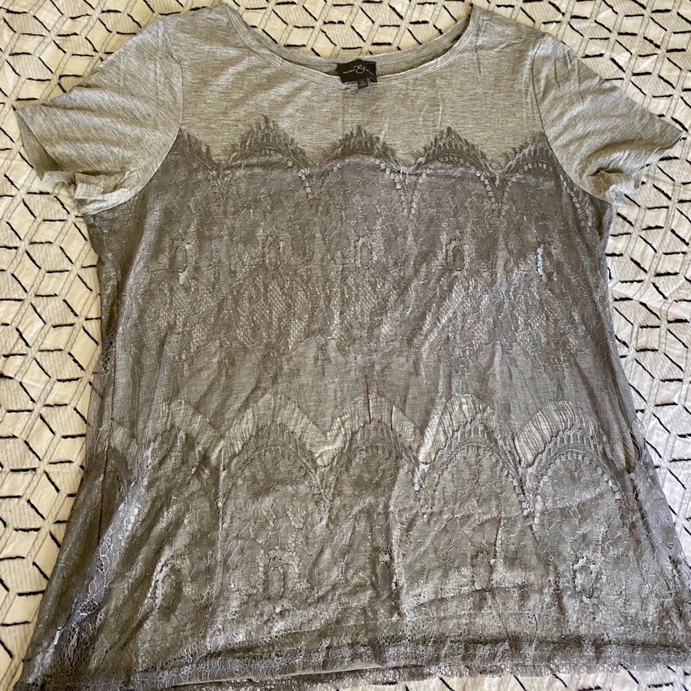 Market & Spruce gray lace tee, XL, EUC